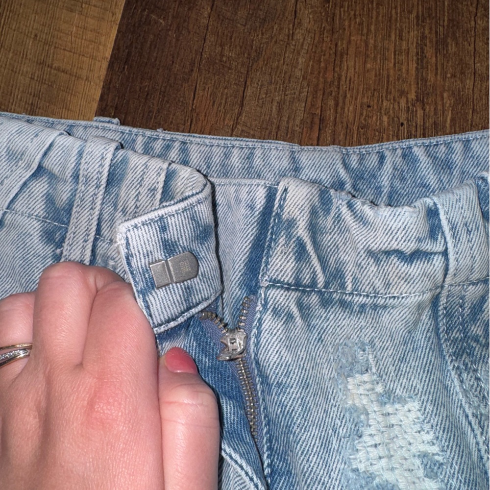 Givenchy Denim Cargo Bermuda Shorts 30 - Picture 6 of 15